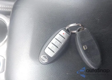 2015 Nissan Pathfinder Platinum from USA, damaged, VIN 5N1AR2MM3FC601523